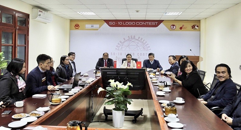 Trao giải cuộc thi sáng tạo logo "50-10"