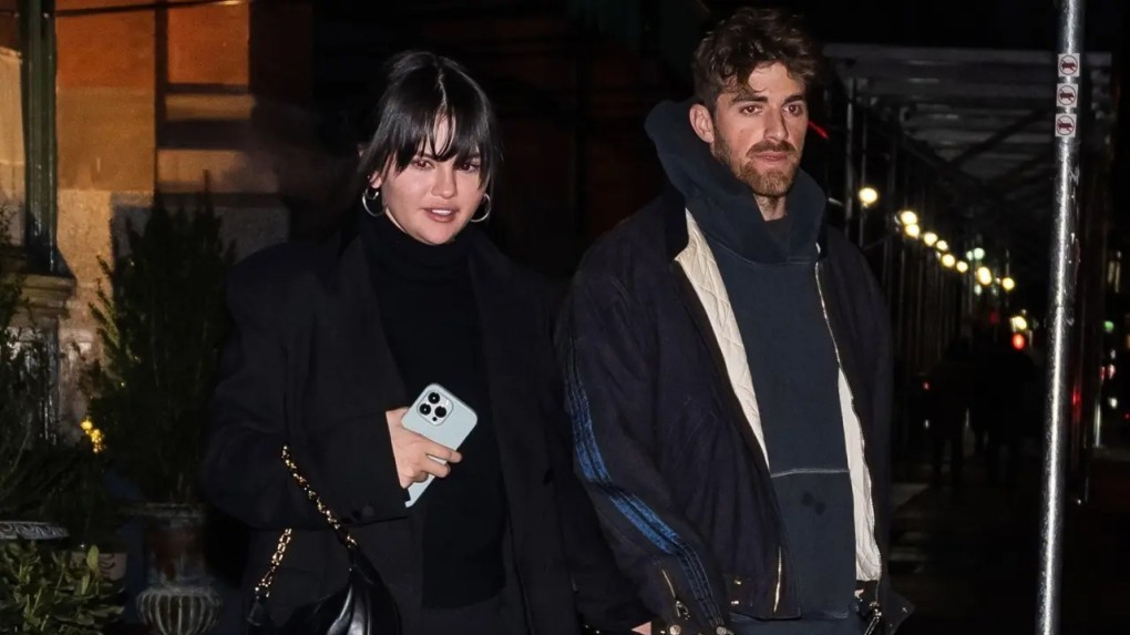 Selena Gomez mặn nồng với bạn trai mới