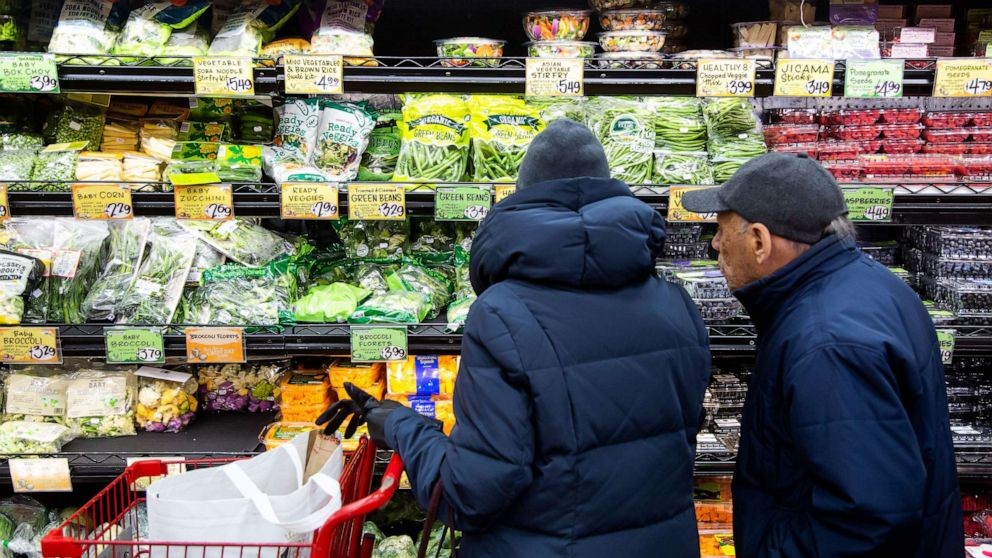 Chuyên gia: Kinh tế Mỹ không rơi xuống vực thẳm nhưng suy thoái kéo dài vẫn 'ghé thăm'