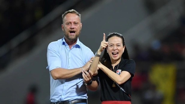 HLV Mano Polking: Giờ là lúc bóng đá Thái Lan phải vượt qua trình độ Đông Nam Á