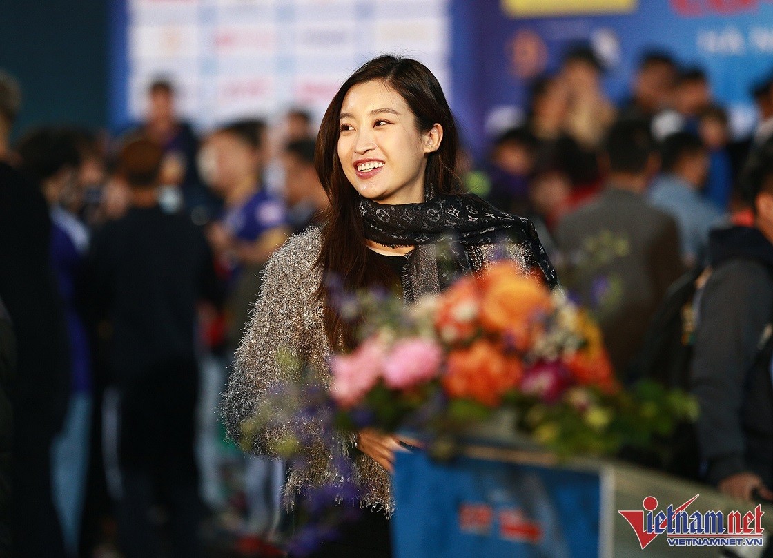 Hoa hậu Đỗ Mỹ Linh