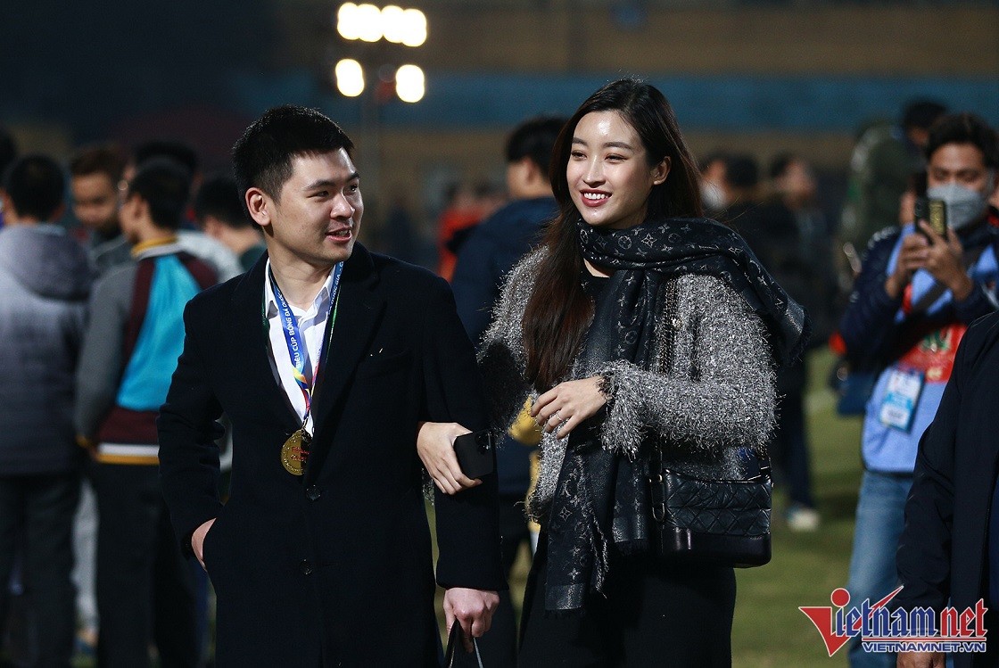 Hoa hậu Đỗ Mỹ Linh