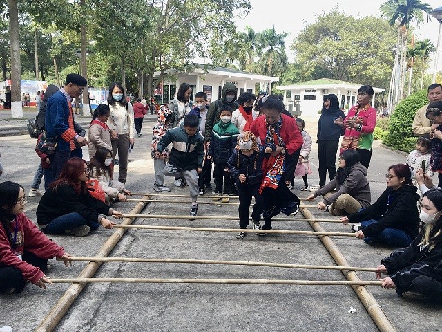 Vui Xuân Quý Mão bằng trải nghiệm di sản văn hóa Bắc Ninh