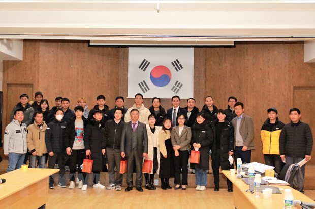 Tìm giải pháp hỗ trợ lao động Việt Nam tại Hàn Quốc Tìm giải pháp hỗ trợ lao động Việt Nam tại Hàn Quốc