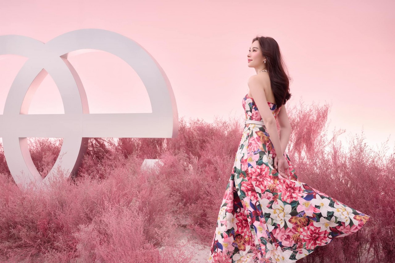 Nhan sắc trong veo của Hoa hậu Đặng Thu Thảo