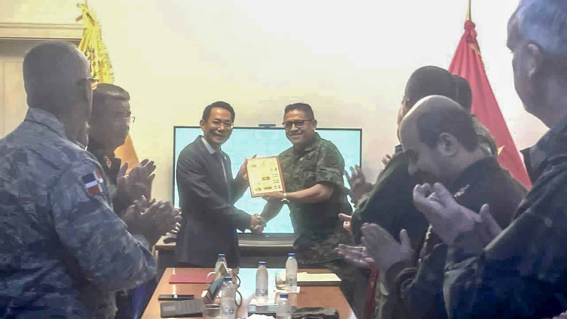 Giới thiệu về chính sách đối ngoại và quốc phòng của Việt Nam tại Venezuela