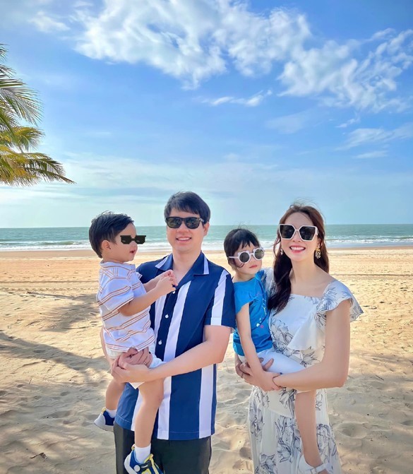 Nhan sắc trong veo của Hoa hậu Đặng Thu Thảo