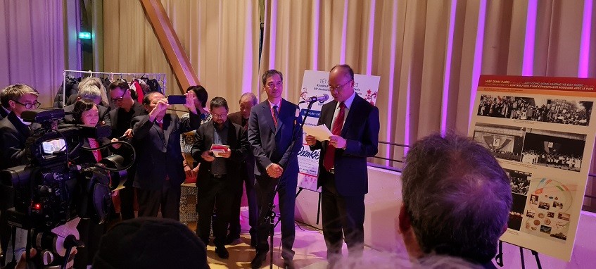 Triển lãm 50 năm Hiệp định Paris và chương trình đón Tết Nguyên đán của người Việt tại Pháp Triển lãm 50 năm Hiệp định Paris và chương trình đón Tết Nguyên đán của người Việt tại Pháp