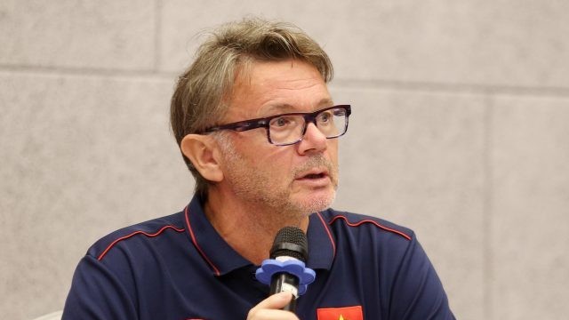 Đôi nét về HLV Philippe Troussier