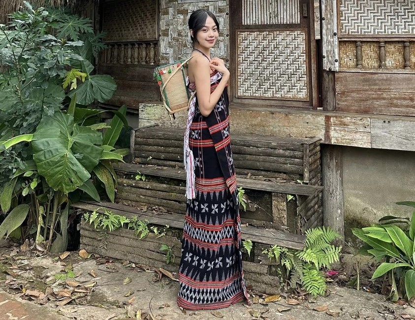 Hoa hậu Huỳnh Thị Thanh Thủy Gu thời trang đầu năm của Hoa hậu Huỳnh Thị Thanh Thủy