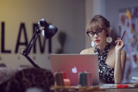 Những dấu mốc đẹp trong sự nghiệp và đời tư năm 2022 của diễn viên tuổi Mão Minh Hằng