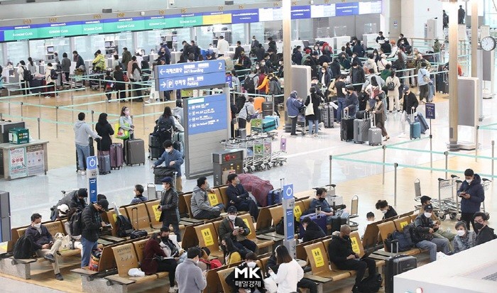 Covid-19: Hàn Quốc tăng vọt số ca mắc, Bắc Kinh tung biện pháp đáp trả Seoul