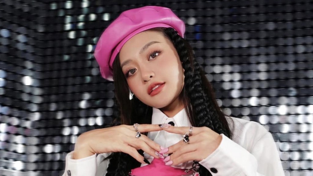 Thời trang cá tính của Thùy Anh phim Đừng nói khi yêu