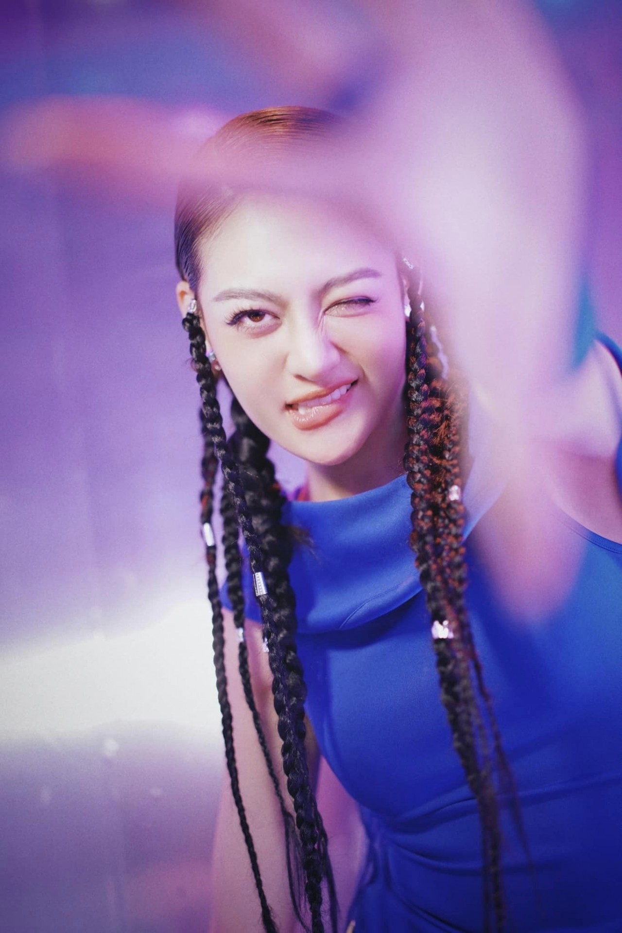 Thời trang phá cách của Thùy Anh phim Đừng nói khi yêu