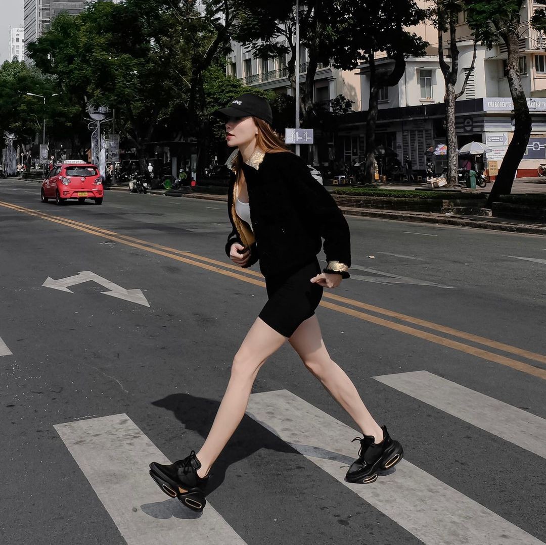 Sao Việt Sao Việt