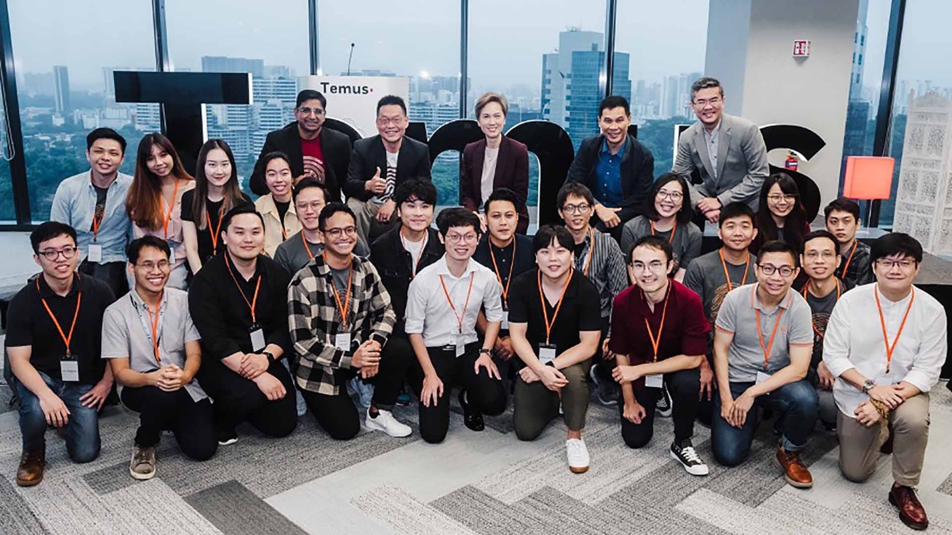 Singapore tái đào tạo nguồn nhân lực công nghệ