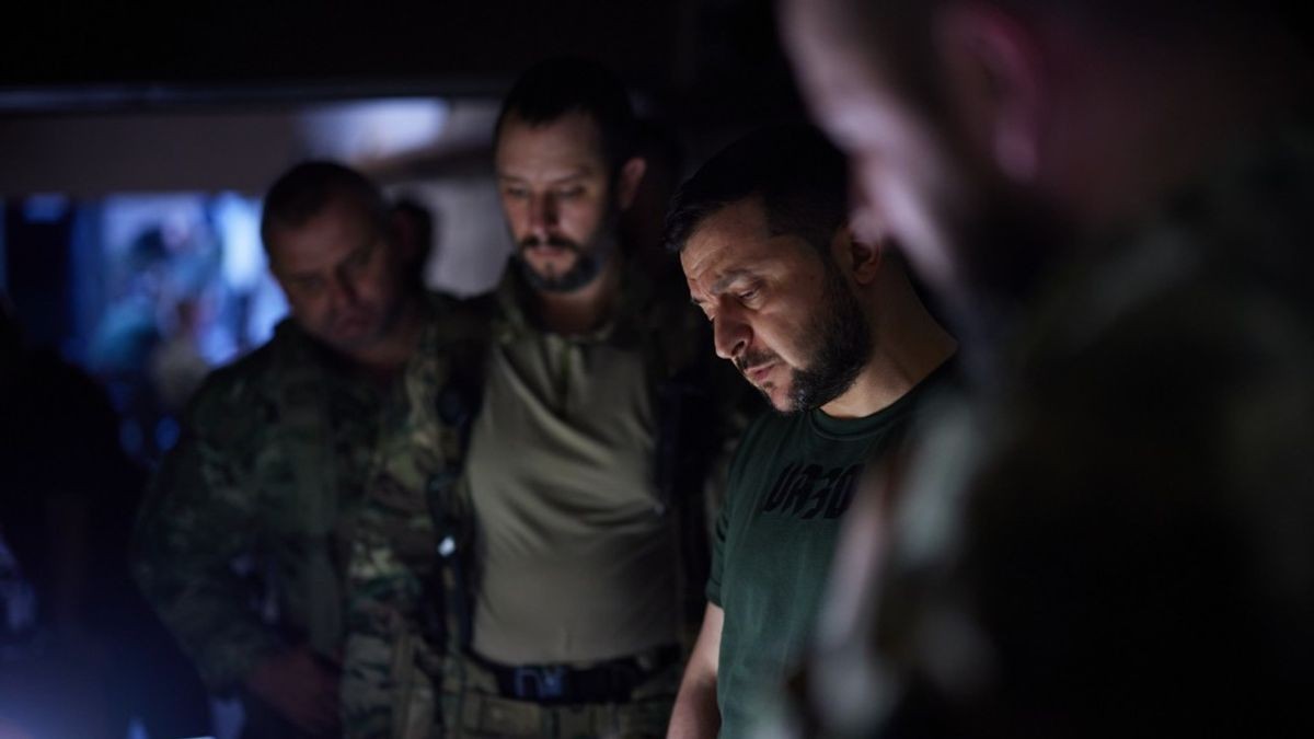 Tình hình Ukraine: Tổng thống Zelensky thừa nhận khó khăn, Kiev than thở chuyện... thiếu tiền