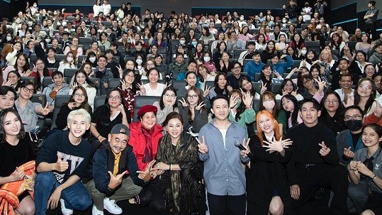 Thấy gì từ hiện tượng phim Trấn Thành?