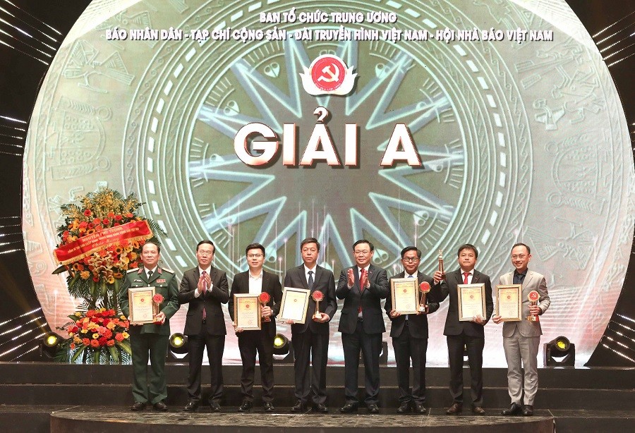 Giải Búa liềm vàng lần thứ VII:  Một mùa bội thu với những tác phẩm chất lượng về xây dựng Đảng