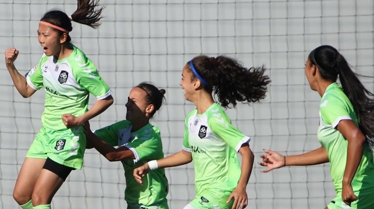 Khoảnh khắc ăn mừng đặc biệt của Huỳnh Như sau khi lập siêu phẩm