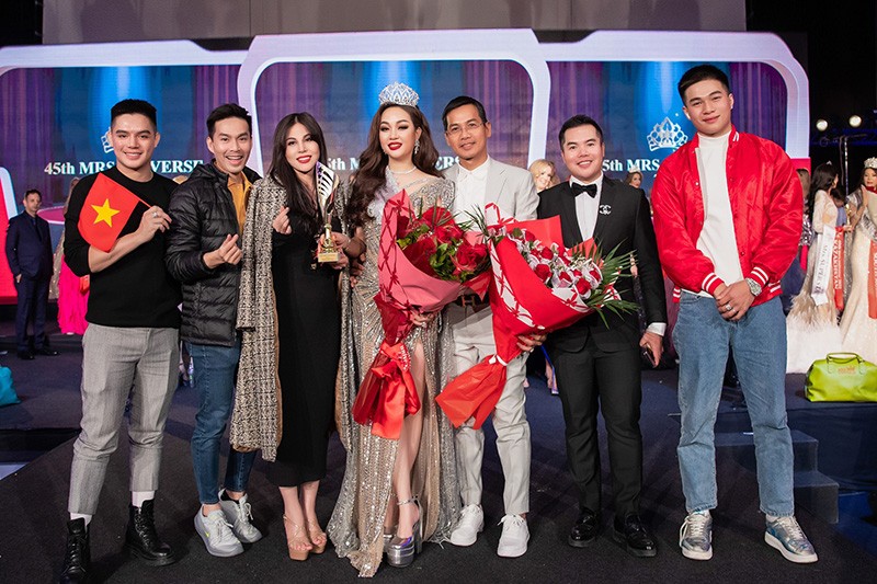 Hoàng Thanh Nga xuất sắc đoạt giải Á hậu 1 Mrs Universe 2022 tại Sofia