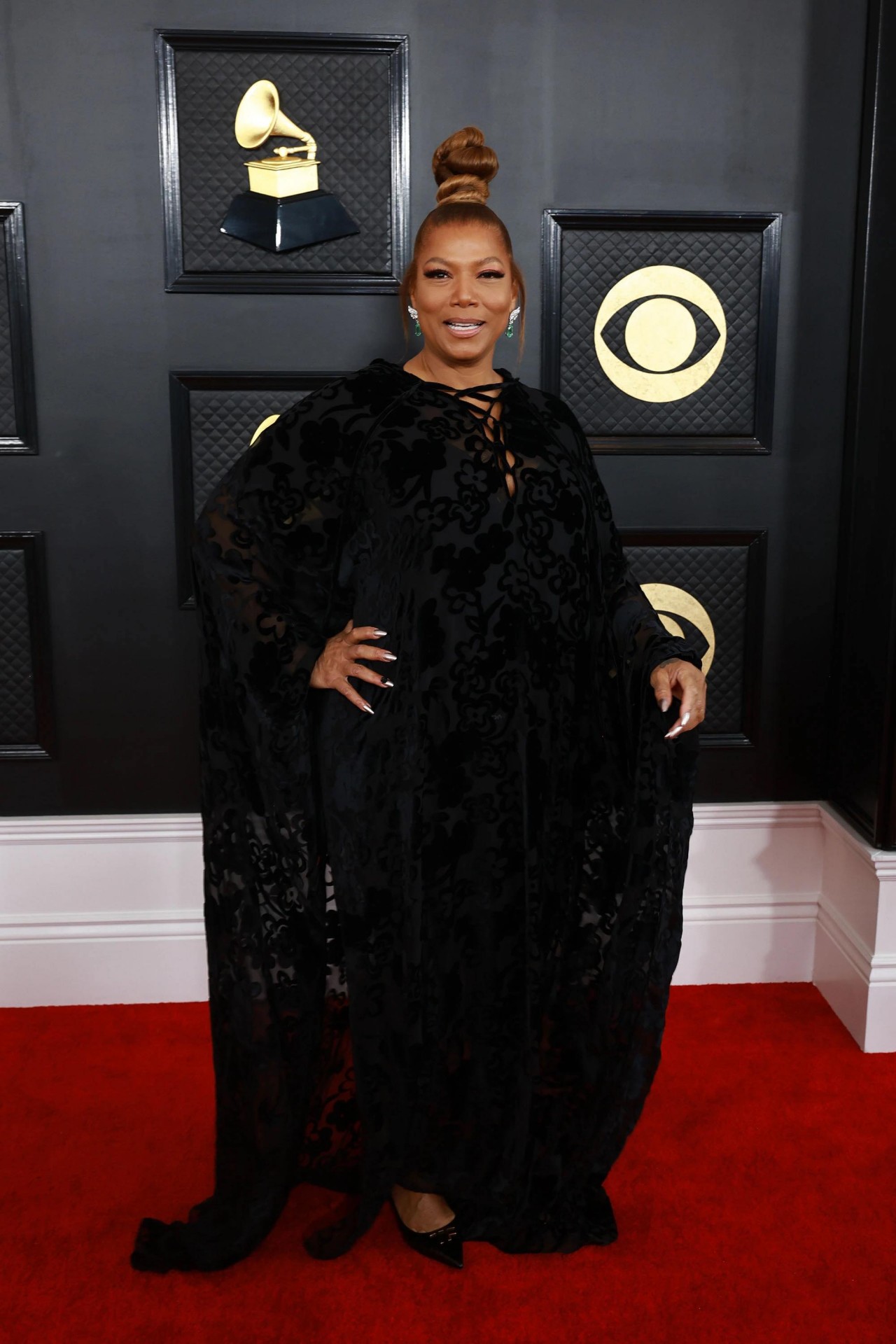 Thảm đỏ Grammy 2023: Từ thanh lịch, cá tính đến 'đốt mắt' người xem