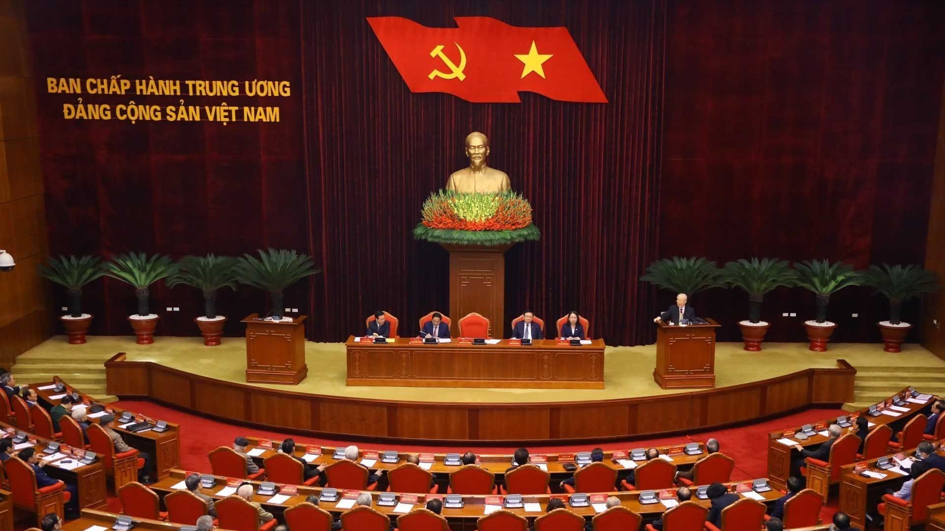 Bộ Chính trị gặp mặt các đồng chí nguyên lãnh đạo cấp cao của Đảng, Nhà nước