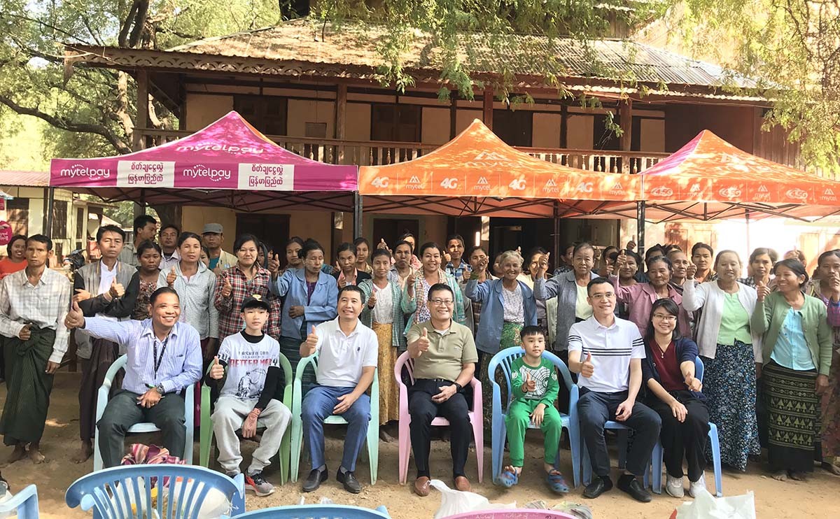 Đại sứ Việt Nam tại Myanmar thăm, chúc tết bà con cộng đồng và doanh nghiệp nhân dịp Xuân Quý Mão Đại sứ Việt Nam tại Myanmar thăm, chúc tết bà con cộng đồng và doanh nghiệp nhân dịp Xuân Quý Mão