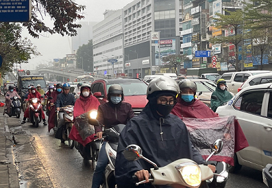 Dự báo thời tiết đêm nay và ngày mai (7-8/2): Hà Nội, Bắc Bộ, Bắc Trung Bộ trời lạnh, mưa phùn, sương mù; nhiều nơi ngày nắng; Nam Bộ đêm không mưa