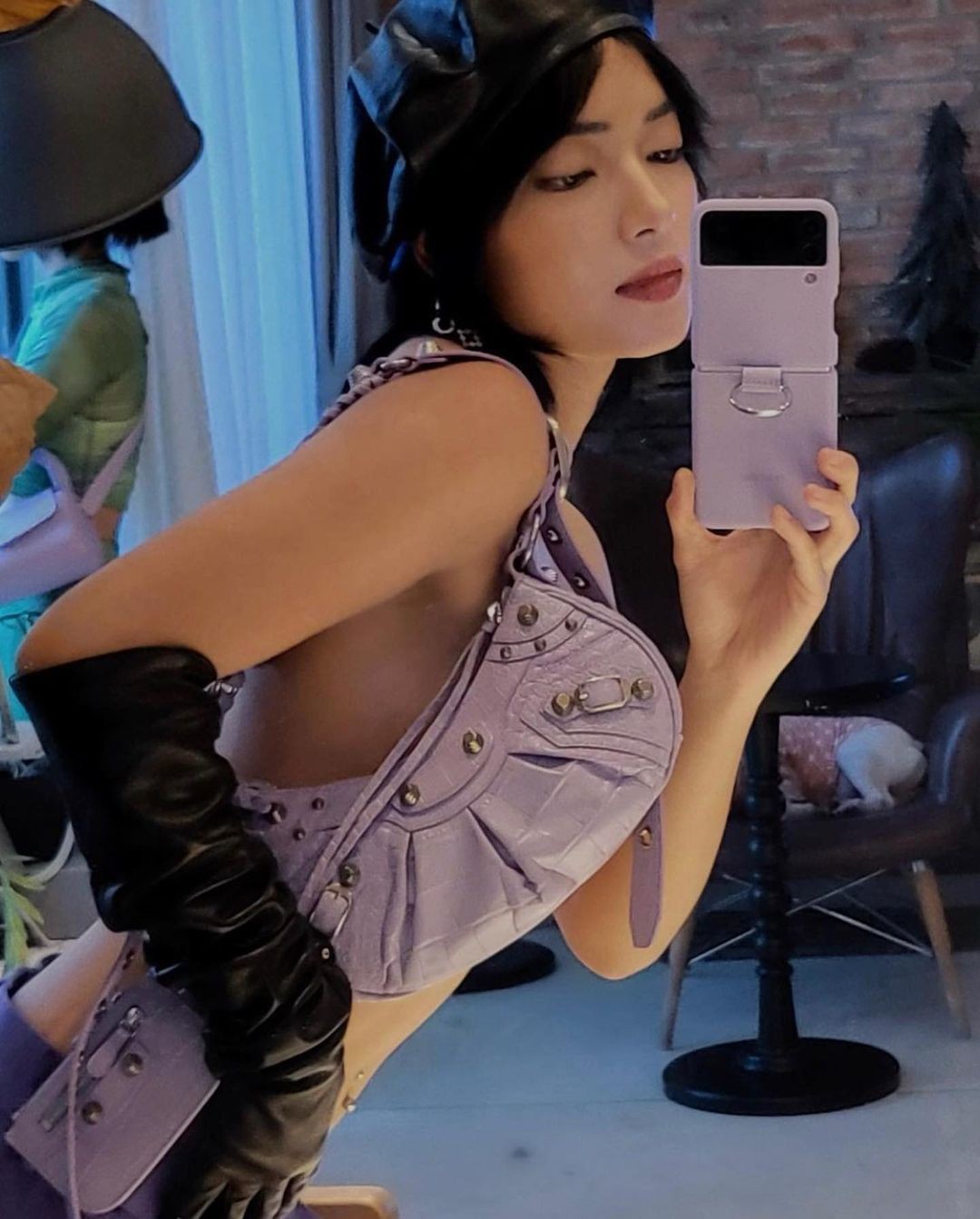 chiếc túi hàng hiệu đủ màu sắc 'được lòng' các mỹ nhân Việt