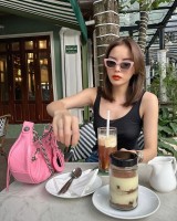 Chiếc túi hàng hiệu đủ màu sắc 'được lòng' các mỹ nhân Việt