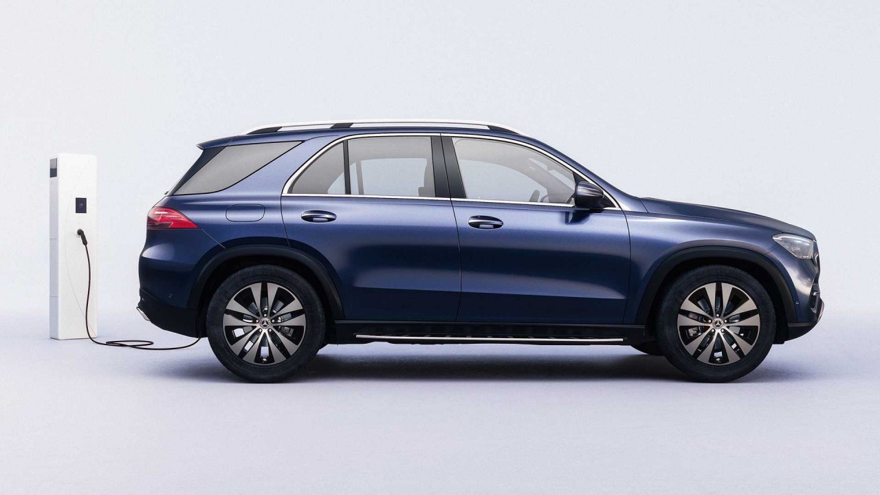 Cận cảnh Mercedes GLE 2024 phiên bản nâng cấp