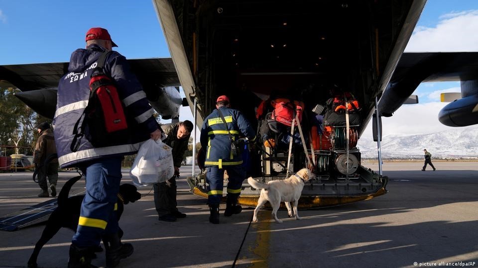 Ngoại giao động đất 'sưởi ấm’ quan hệ Thổ Nhĩ Kỳ-Hy Lạp