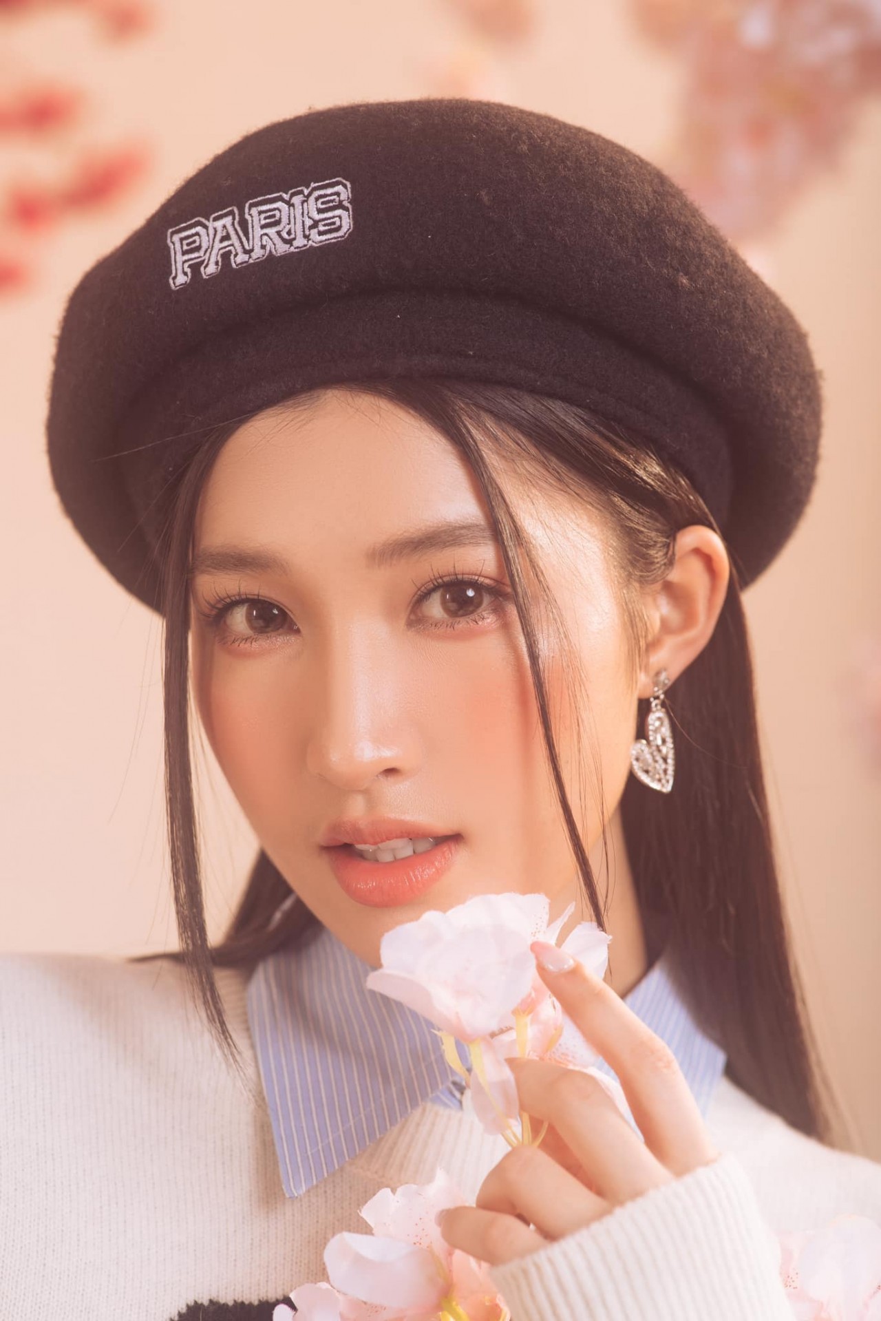 Ngắm vẻ dịu dàng của Á hậu Phương Nhi