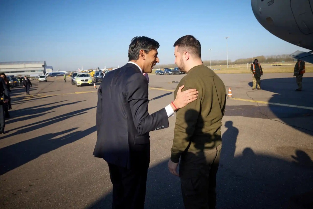Chuyến thăm Anh bất ngờ của Tổng thống Ukraine Zelenskiy