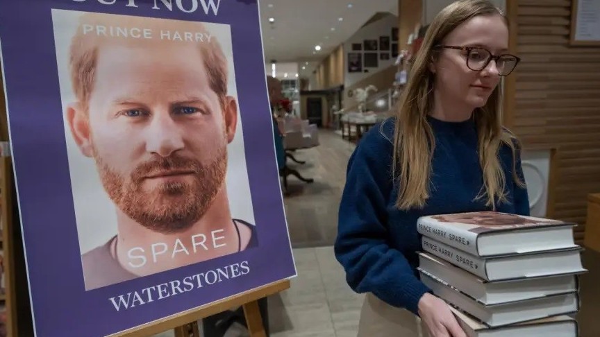 Hồi ký của Hoàng tử Harry đạt kỷ lục cuốn sách phi tiểu thuyết bán chạy nhất