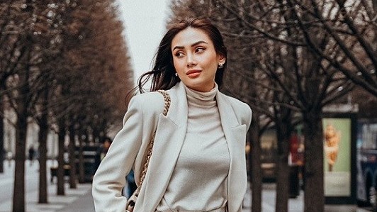 Võ Hoàng Yến sang trọng, sành điệu dạo chơi, du lịch Mỹ