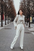 Võ Hoàng Yến sang trọng, sành điệu dạo chơi, du lịch Mỹ