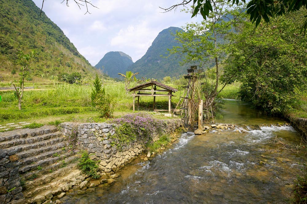 Hoạt động học tập thực tế theo tinh thần Chỉ thị số 05-CT/TW “Về đẩy mạnh học tập và làm theo tư tưởng đạo đức phong cách Hồ Chí Minh” tại Cao Bằng nh Hoạt động học tập thực tế theo tinh thần Chỉ thị số 05-CT/TW “Về đẩy mạnh học tập và làm theo tư tưởng đạo đức phong cách Hồ Chí Minh” tại Cao Bằng nh