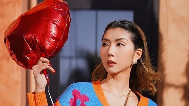 Cựu siêu mẫu Ngọc Quyên gợi ý trang phục năng động và ngọt ngào dịp Valentine