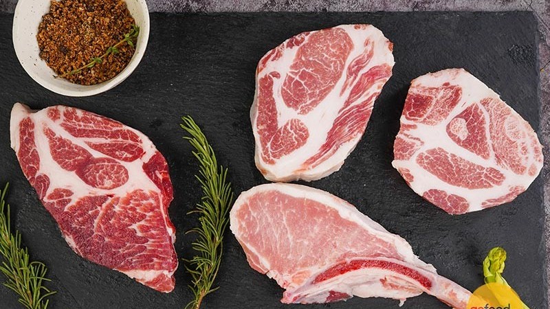 Giá heo hơi hôm nay 11/1: Giá heo hơi tăng nhẹ 1.000 - 2.000 đồng/kg, cao nhất 53.000 đồng/kg