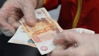 EU điền tên Nga vào danh sách đen về thuế; mỗi ngày, Moscow phải bán ngoại tệ trị giá 8,9 tỷ Ruble