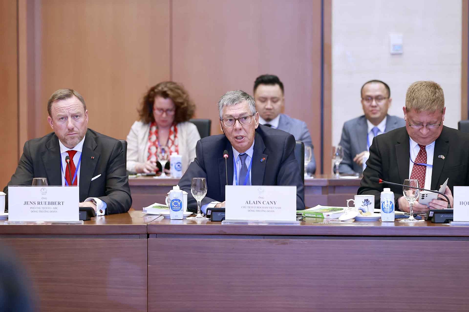 Ông Alain Cany, Chủ tịch EUROCHAM Việt Nam, đồng Trưởng Đoàn doanh nghiệp Hội đồng Kinh doanh EU-ASEAN phát biểu. (Nguồn: TTXVN)