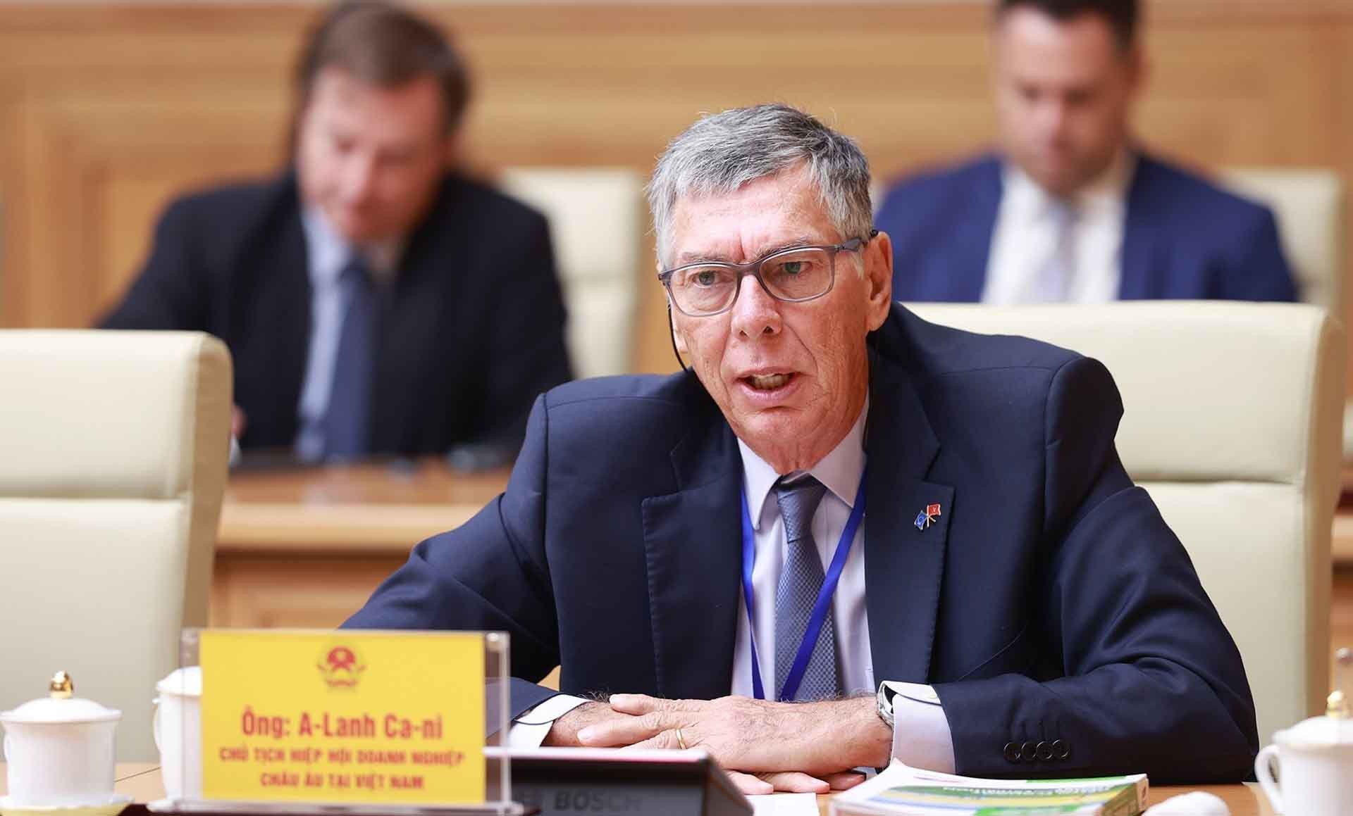 Ông Alain Cany, Chủ tịch Hiệp hội doanh nghiệp châu Âu tại Việt Nam (EuroCham) phát biểu. (Nguồn: TTXVN) Ông Alain Cany, Chủ tịch Hiệp hội doanh nghiệp châu Âu tại Việt Nam (EuroCham) phát biểu. (Nguồn: TTXVN)