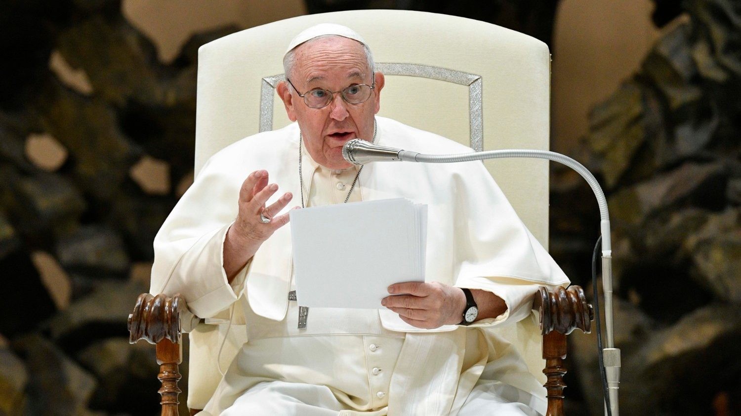 Tin thế giới 15/2: Lộ kế hoạch của Nga ở Kharkov; quốc gia Nam Á 'cấm cửa' hàng chục tàu Nga; EU tính trừng phạt Iran Tin thế giới 15/2: Lộ kế hoạch của Nga ở Kharkov; quốc gia Nam Á 'cấm cửa' hàng chục tàu Nga; EU tính trừng phạt Iran