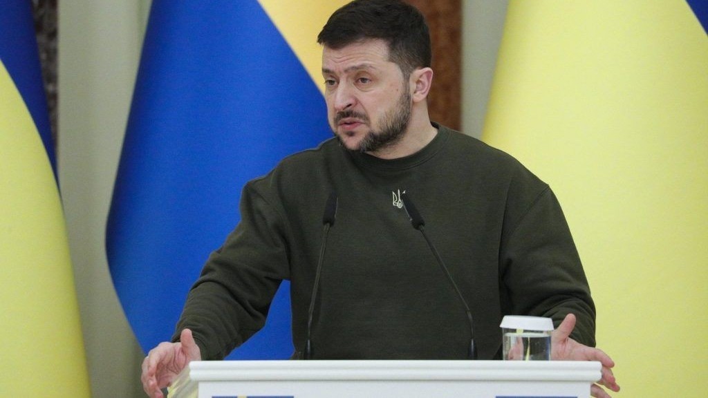 Tình hình Ukraine: Còi báo động không kích vang khắp Kiev vì vật thể bất ngờ, ông Zelensky thừa nhận Bakhmut đang 'khó khăn nhất'