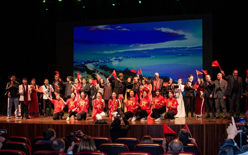 Đưa giai điệu Việt Nam đến với quốc gia Bắc Phi Morocco Đưa giai điệu Việt Nam đến với quốc gia Bắc Phi Morocco