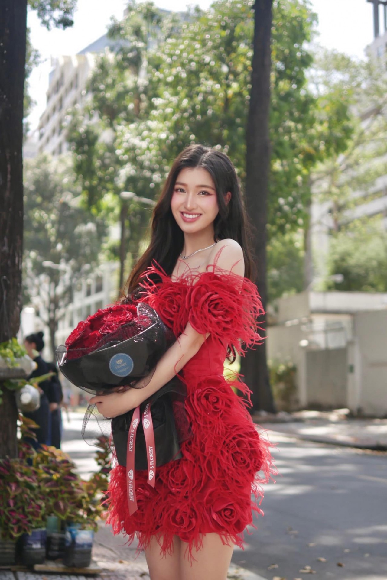 Phương Nhi đẹp như công chúa