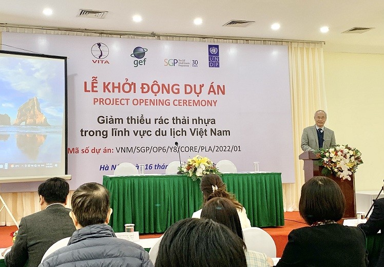 Rác thải nhựa: Bài toán thách thức của phát triển du lịch