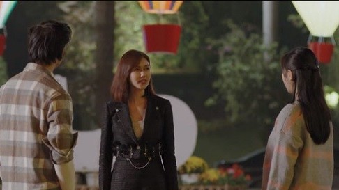 Đừng làm mẹ cáu tập 20: Khán giả khen lời thoại, diễn xuất Quỳnh Kool và Hương Giang